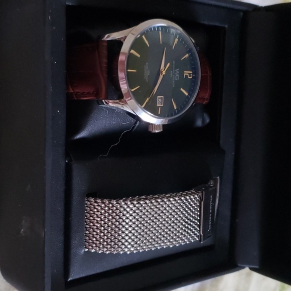 William gregor watch with shark mesh band - Picture 3 of 4